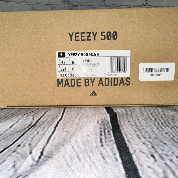 Yeezy 500 high size 6.5 in original box. In used condition comes as pictured. - Picture 7 of 10
